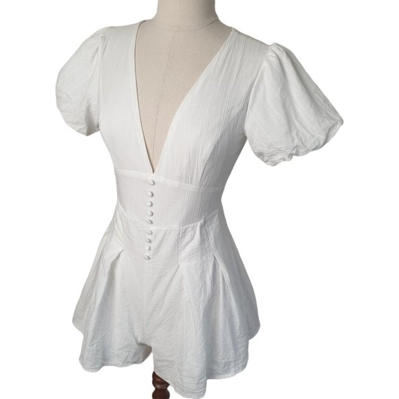 Ally | Size 8 | White Short Balloon Sleeve V-Neck Playsuit Lined - Picture 4 of 9